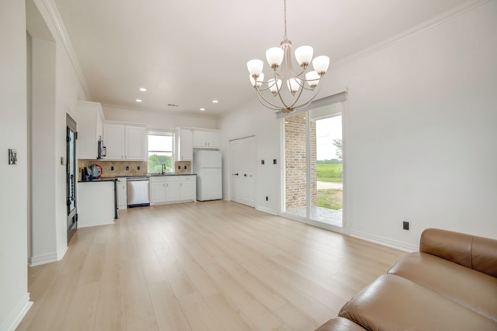 Sprawling Countryside Home in Dallas Area