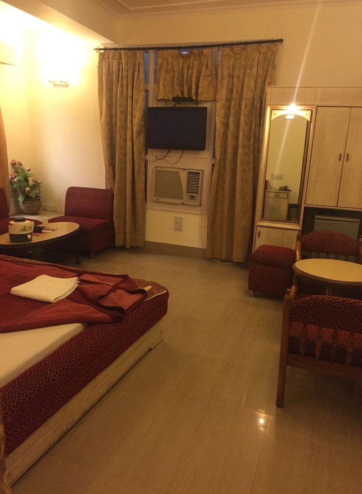 ADB Rooms Hotel India International Dx