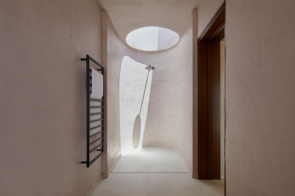 Santorini Sky - The Retreat photo 3