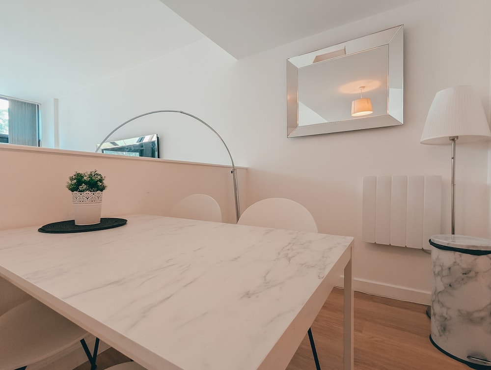 The Wimbledon Apartment