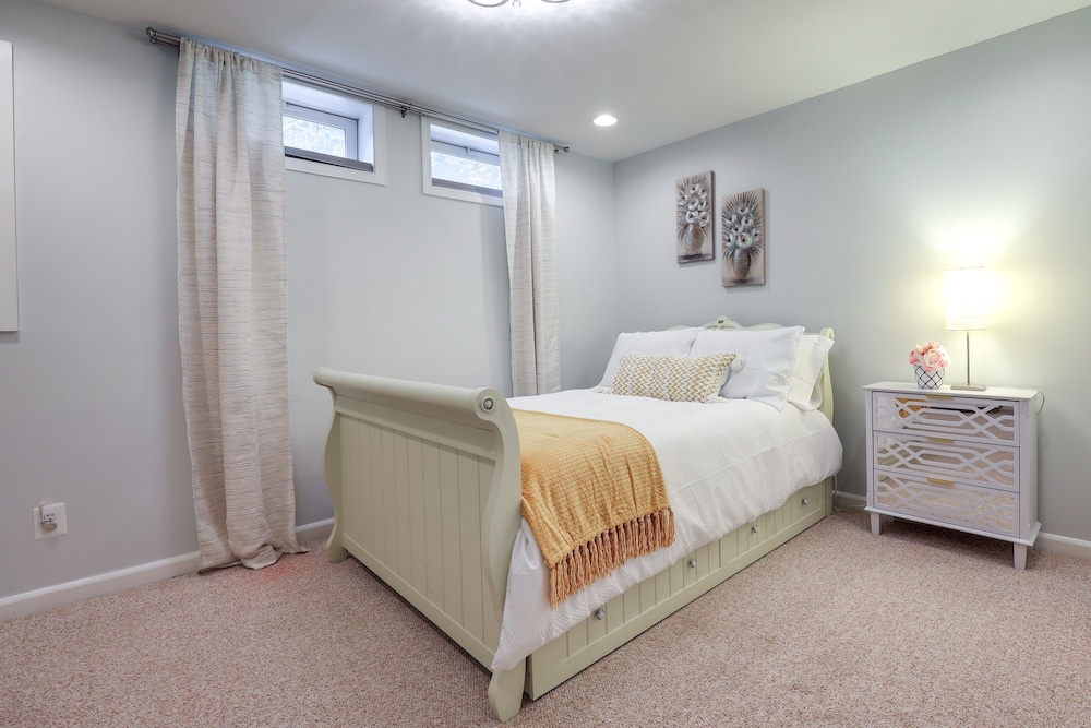 Cozy Herndon Home Near Wineries! view 3