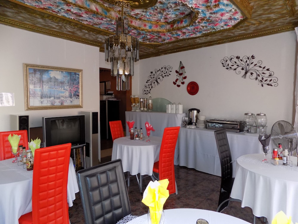 Joezebel Guest House