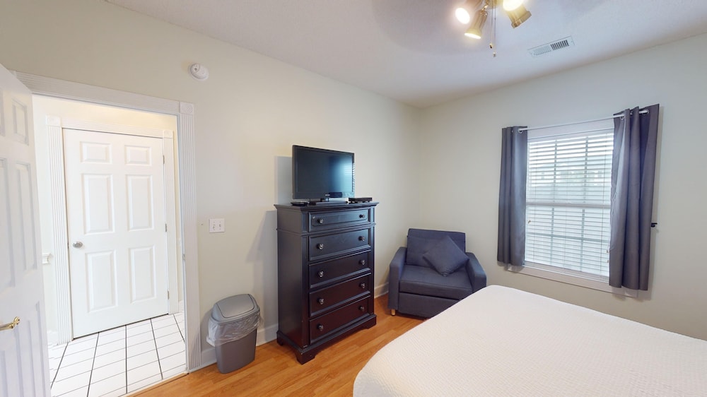 Magnolia North 4868-203 1 Bedroom Condo