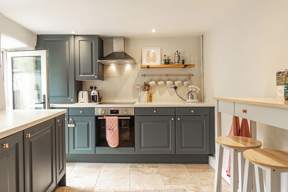 Stroud Vacations - Charming Country Cottage Near Nailsworth - Property Image 18