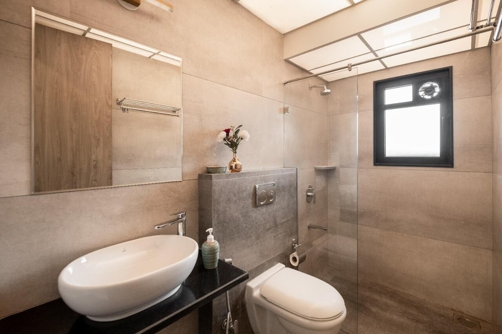 Luxury Apartment with Pool in Assagao-09