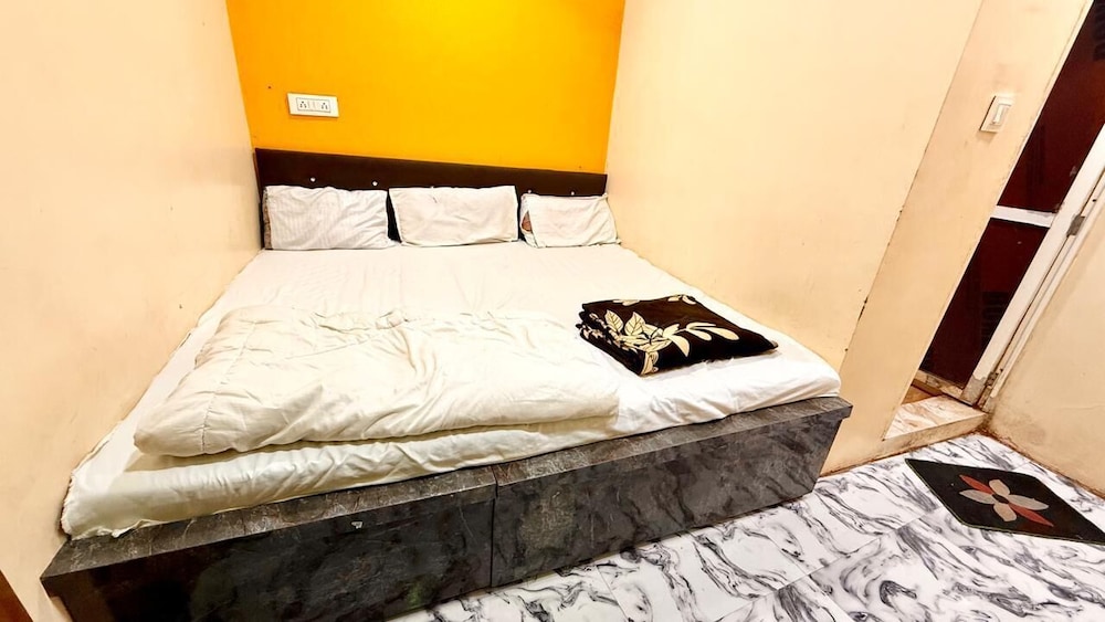 Hotel N K Palace - near Mahakal Temple