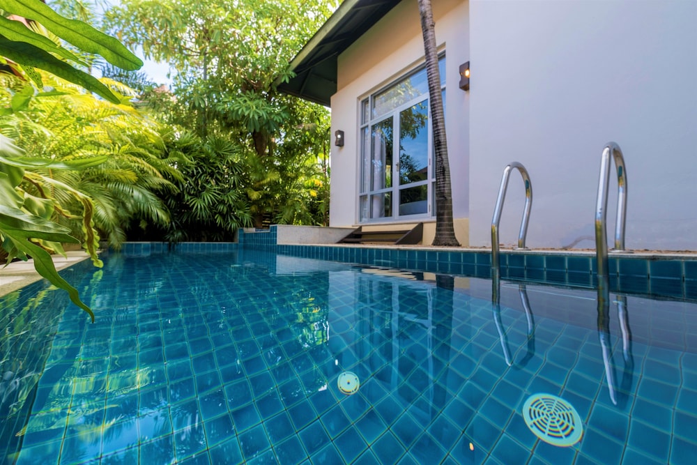 Tropical Garden Paradise Villa