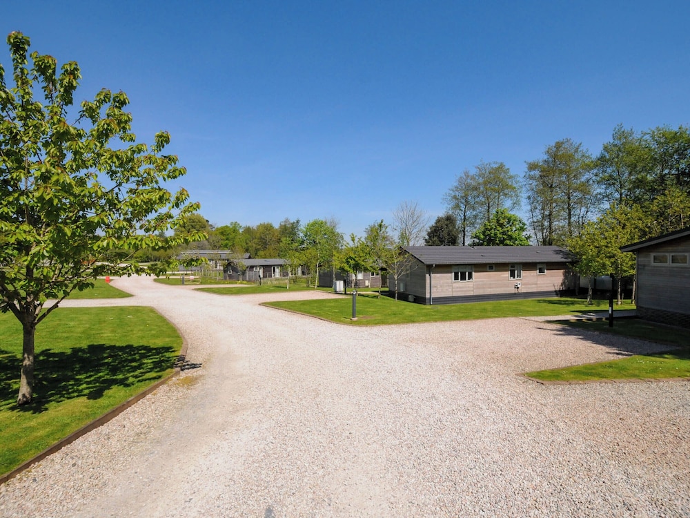 23 Meadow Retreat