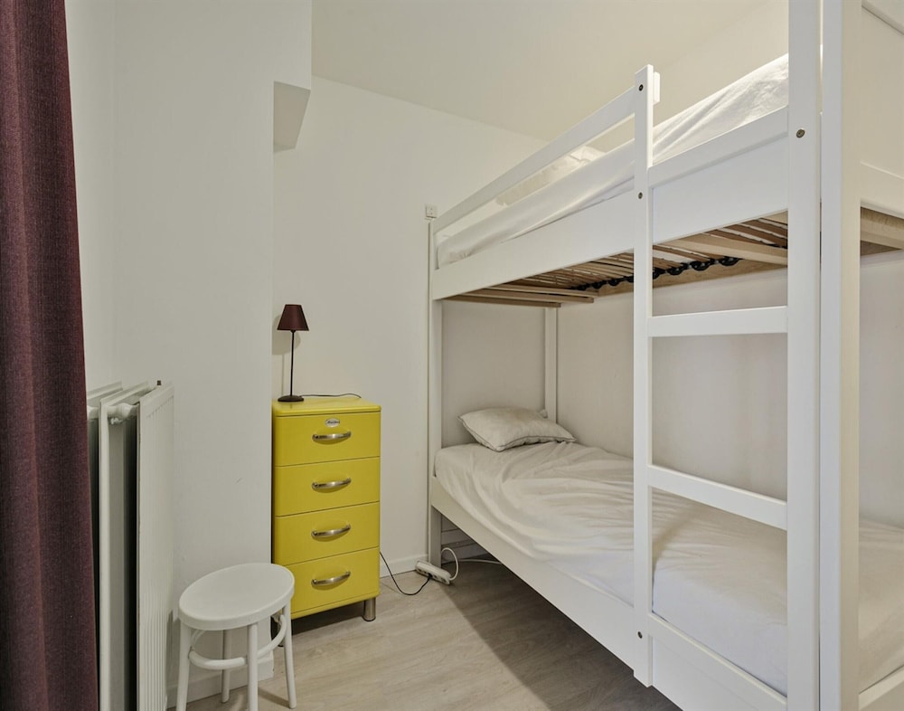 Flat in Blankenberge Near Belgium Pier