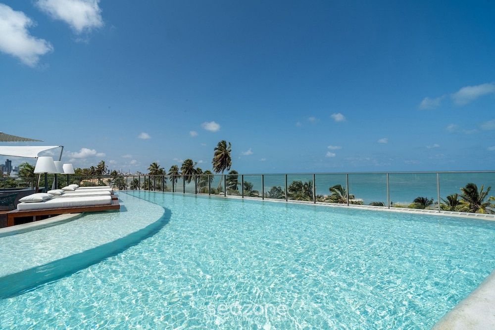 SYH - Complete Beachfront Condominium in Cabo Branco/pb