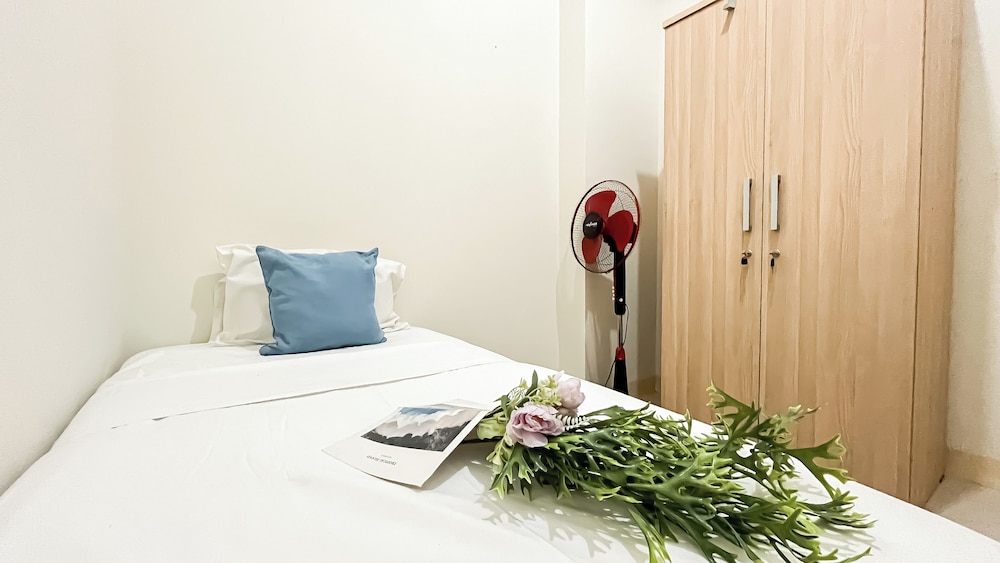 Best Deal And Warm 2Br Apartment Green Pramuka City