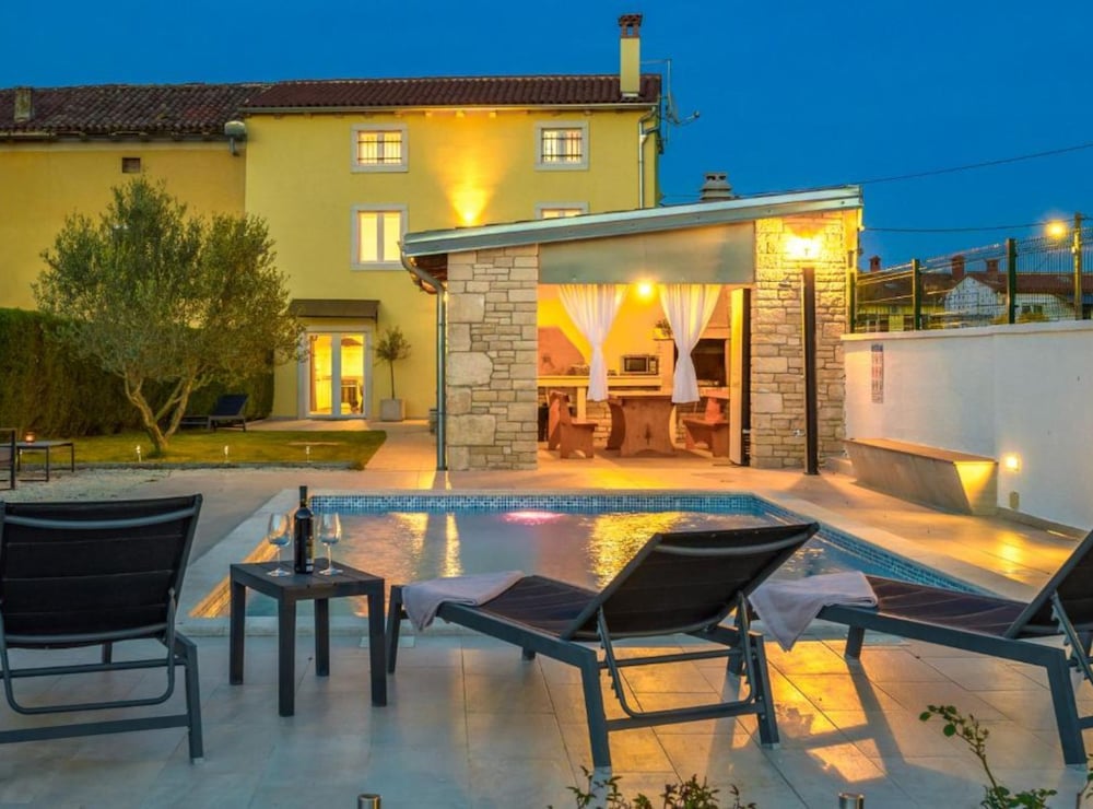 Villa Prestige Azinetti With Pool