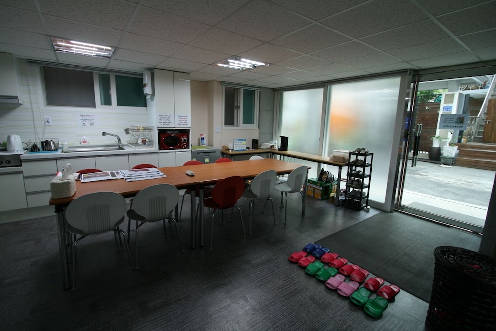 Seoulwise Guesthouse - Hostel