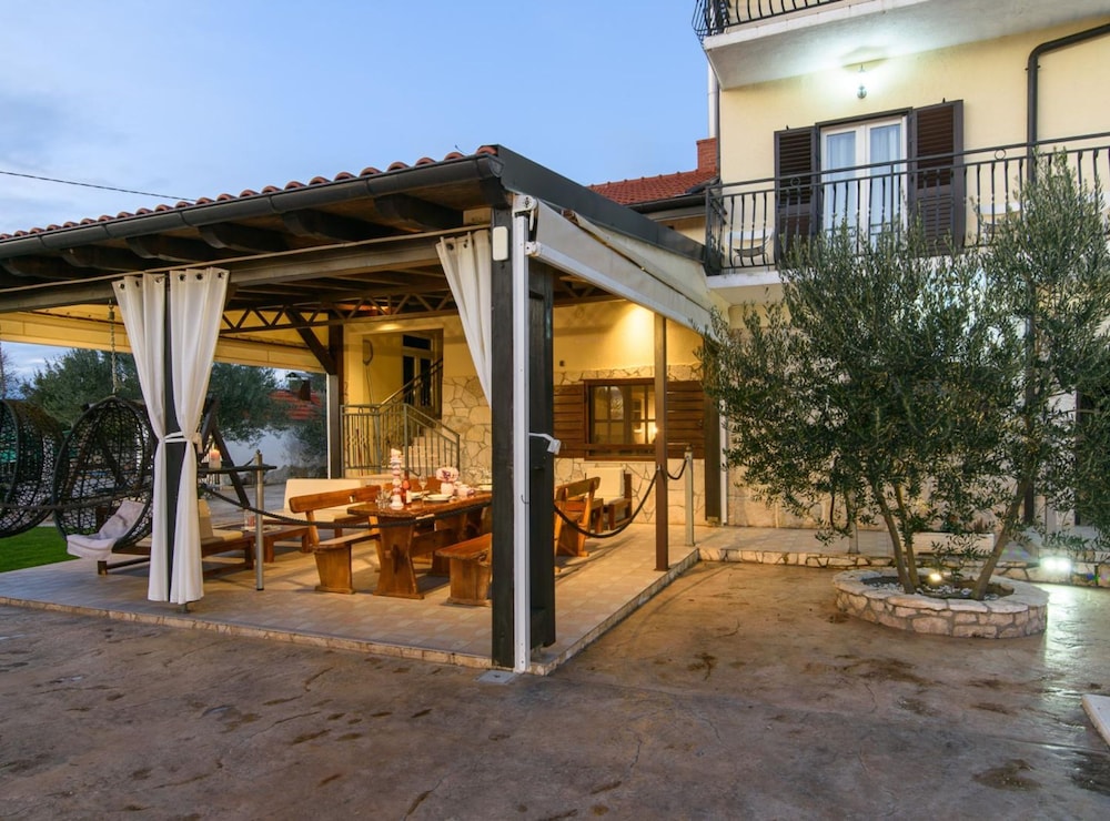 Vila Ive Winter spa Podumci