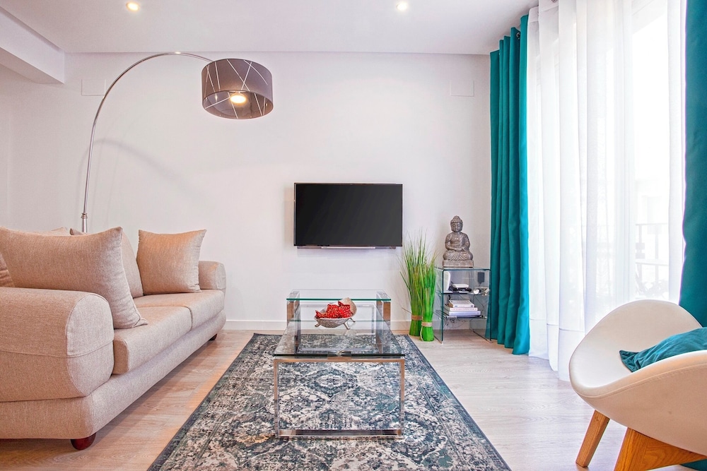 Genteel Home Santa Marta Sevilla