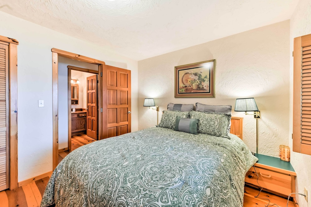 Custom Guemes Home w/ Spectacular Water Views! view 2