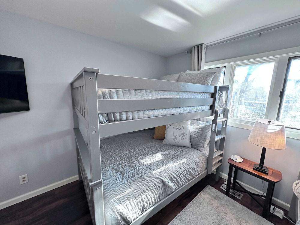 Ozark Escape - Enjoy Resort-style Fun