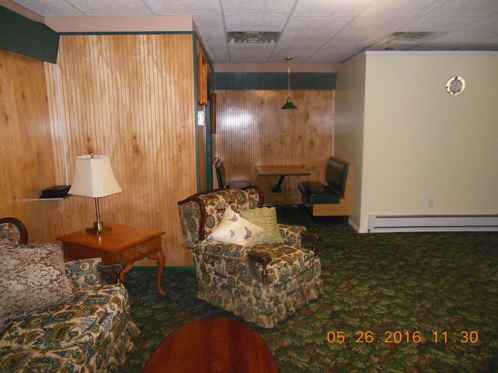 The Evergreen Motel