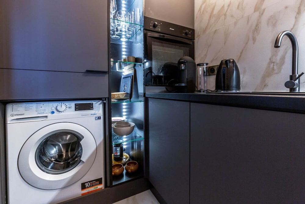 Petit Violette I Amazing 1 Bed Apt in Paris