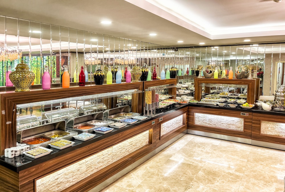 The Conforium Hotel - Image 22