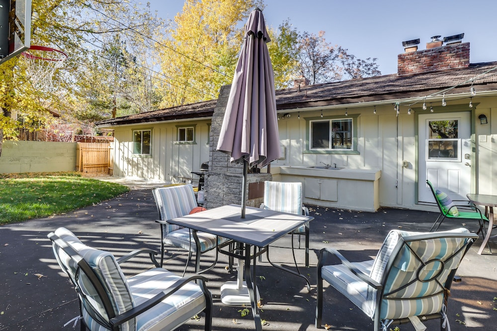 Reno Vacations - Spacious Reno Vacation Rental  3 Mi to Midtown! - Property Image 9