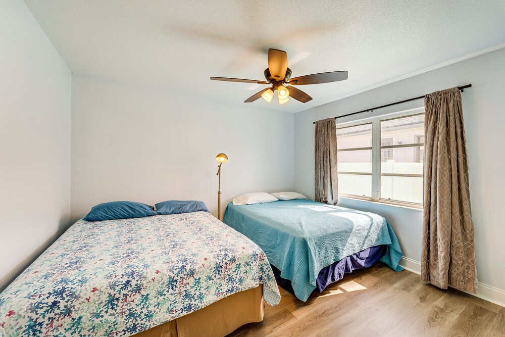 Breezy Englewood Condo w/ Community Pool! view 4