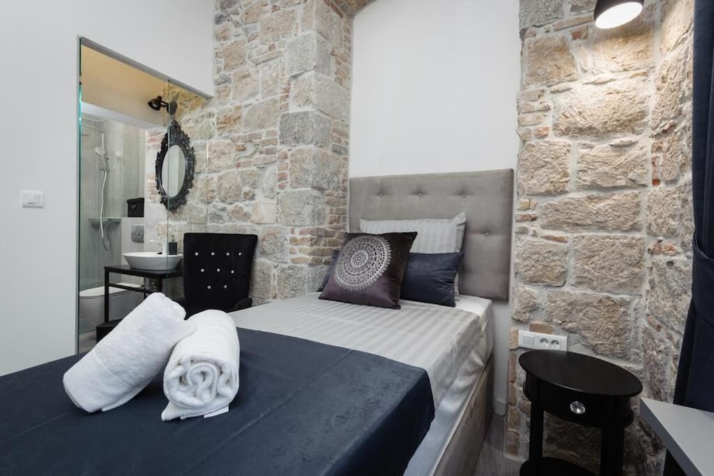 Avangarde Luxury Rooms photo 4