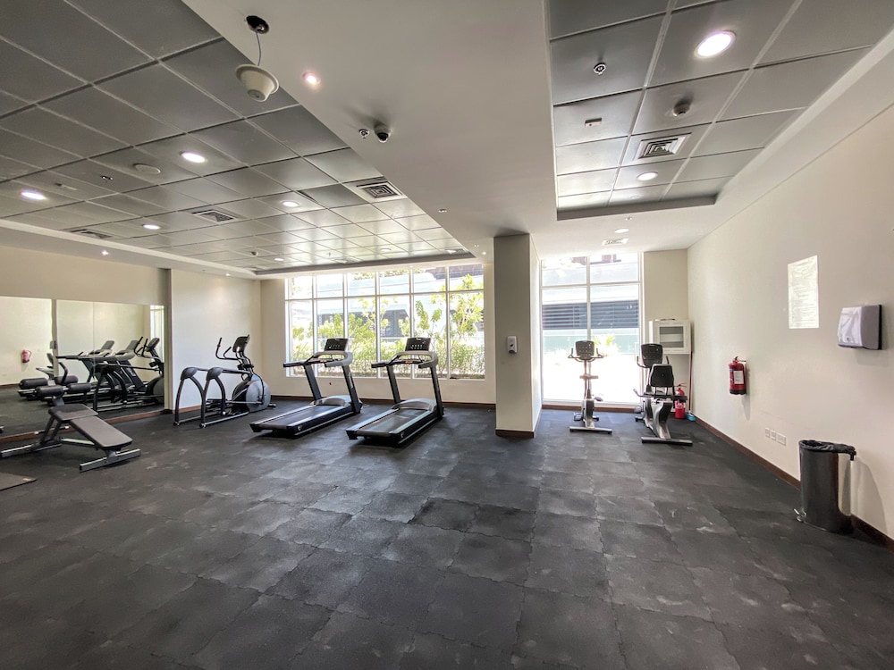 Nasma Holiday Homes - Dunya Tower — activities & amenities