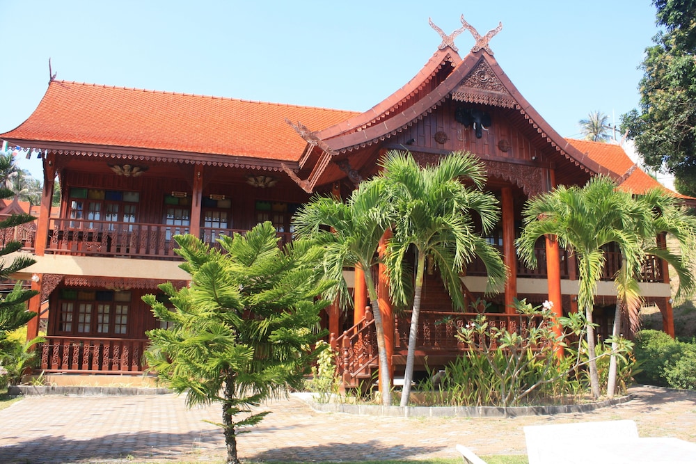 Grand Sea Beach Resort