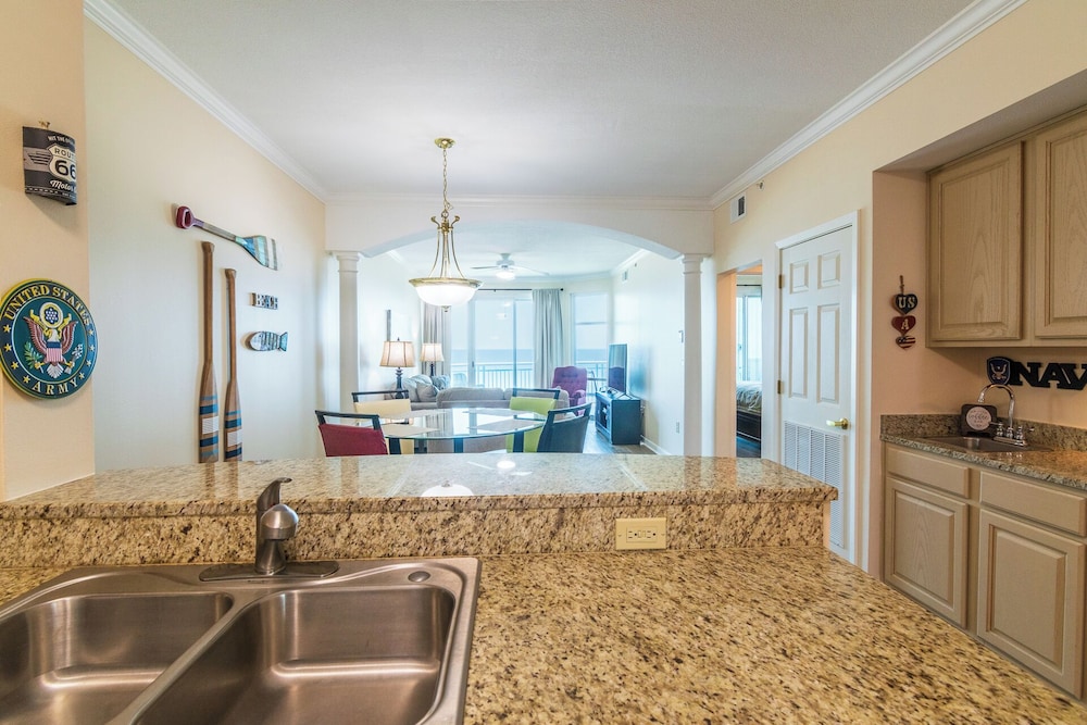Beachview Condo in Legacy Tower 1 -603 - Fully Furnished 3 Bedroom 2 Bathroom