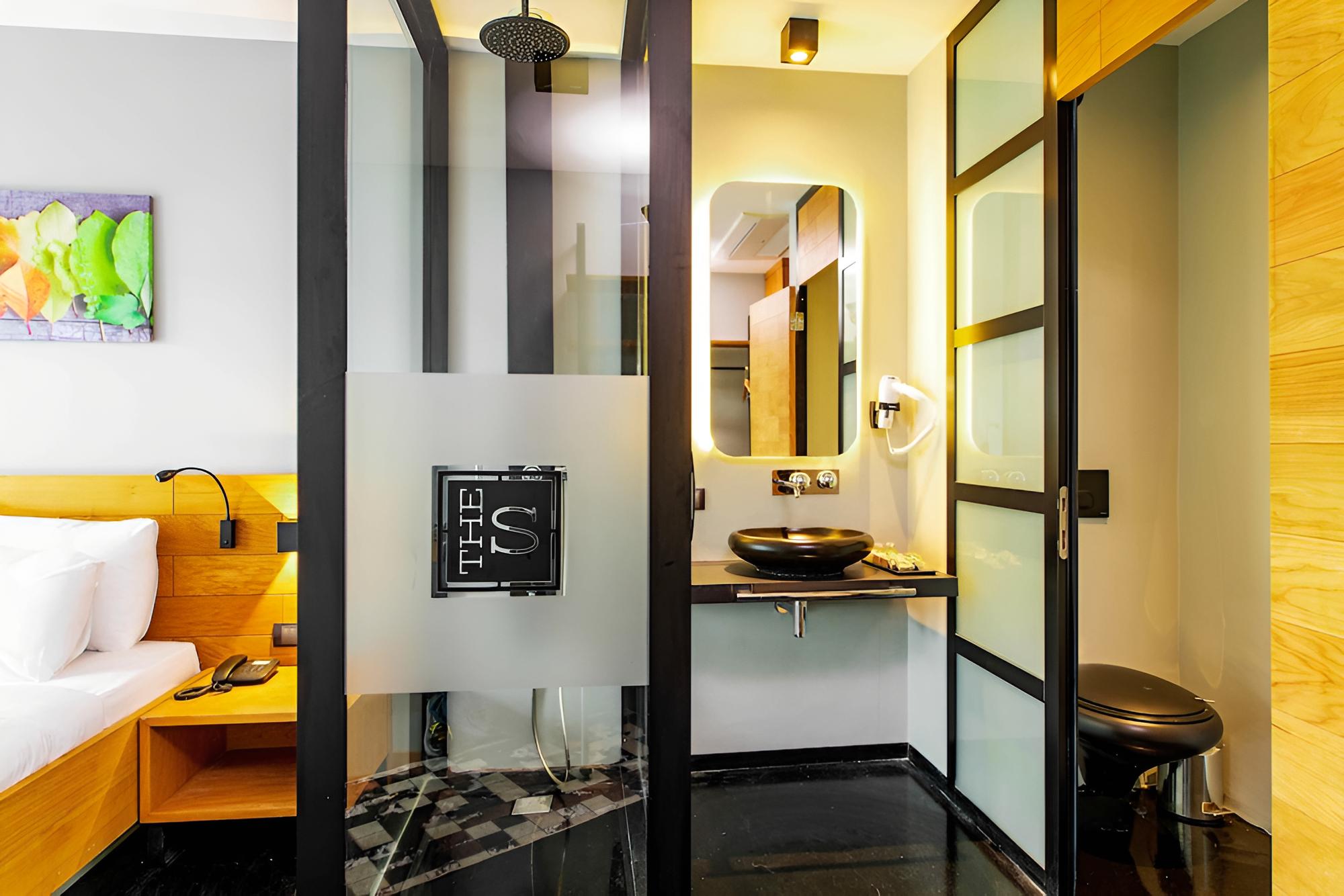 The S, Ascend Hotel Collection