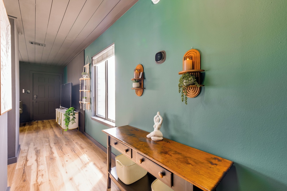 Chic & Elevated Decor: Beachfront PCB Gem w/ Patio