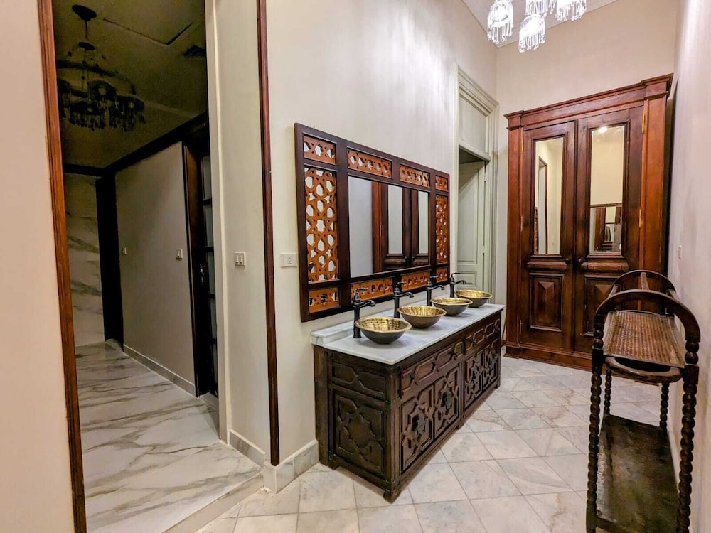 Layla Hostel