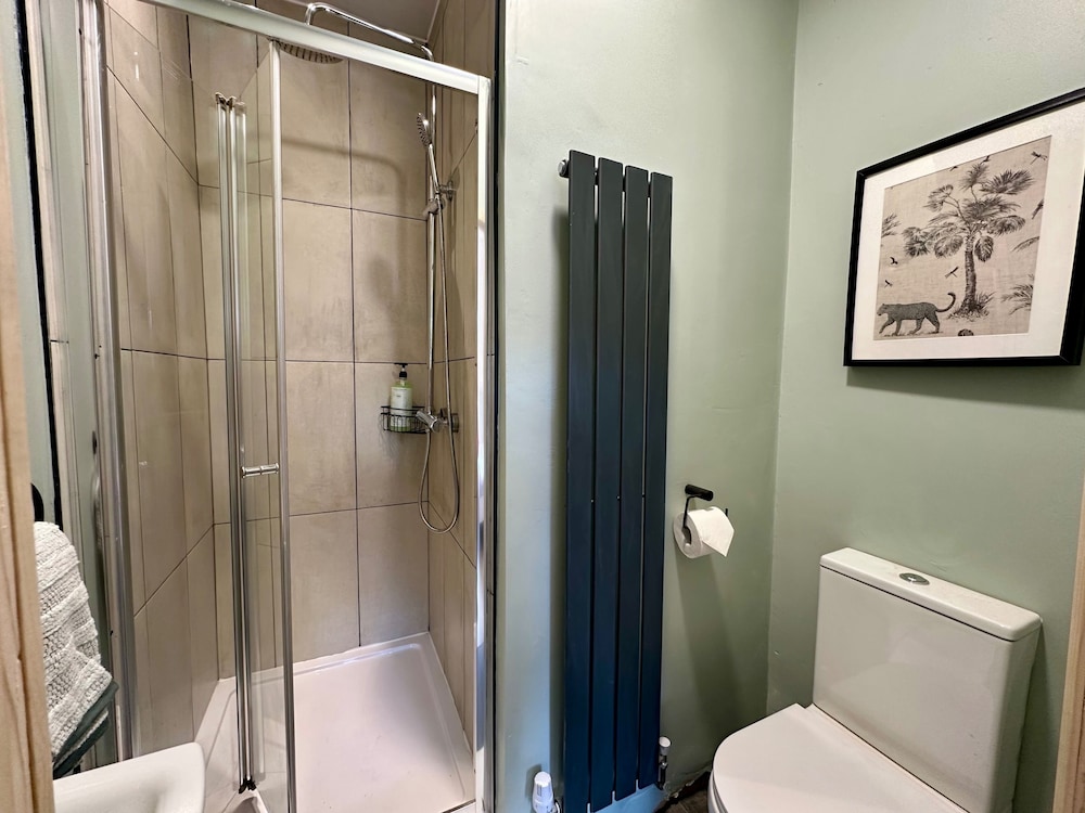 4-bed 3 Bath House in Leicester City