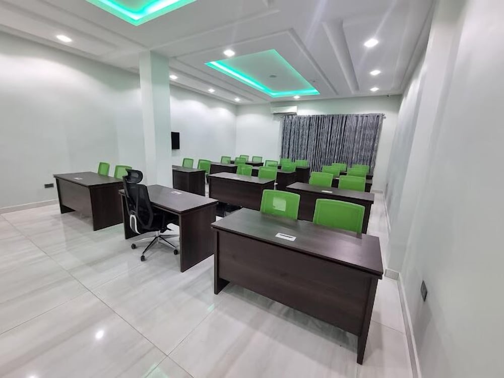 Circusse Suites and Apartments