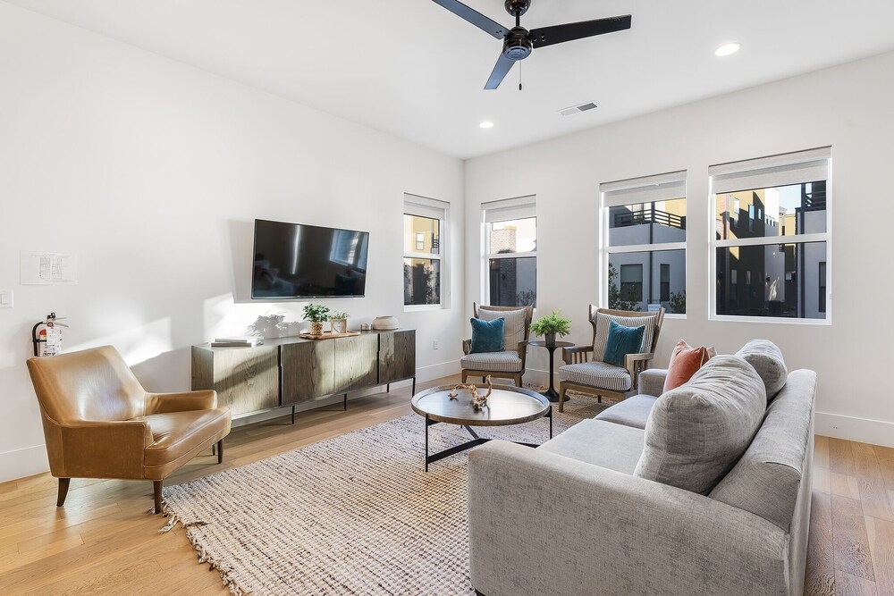 Villa #25 At Bloomington Country Club - Villa Vibes 4 Bedroom Townhouse