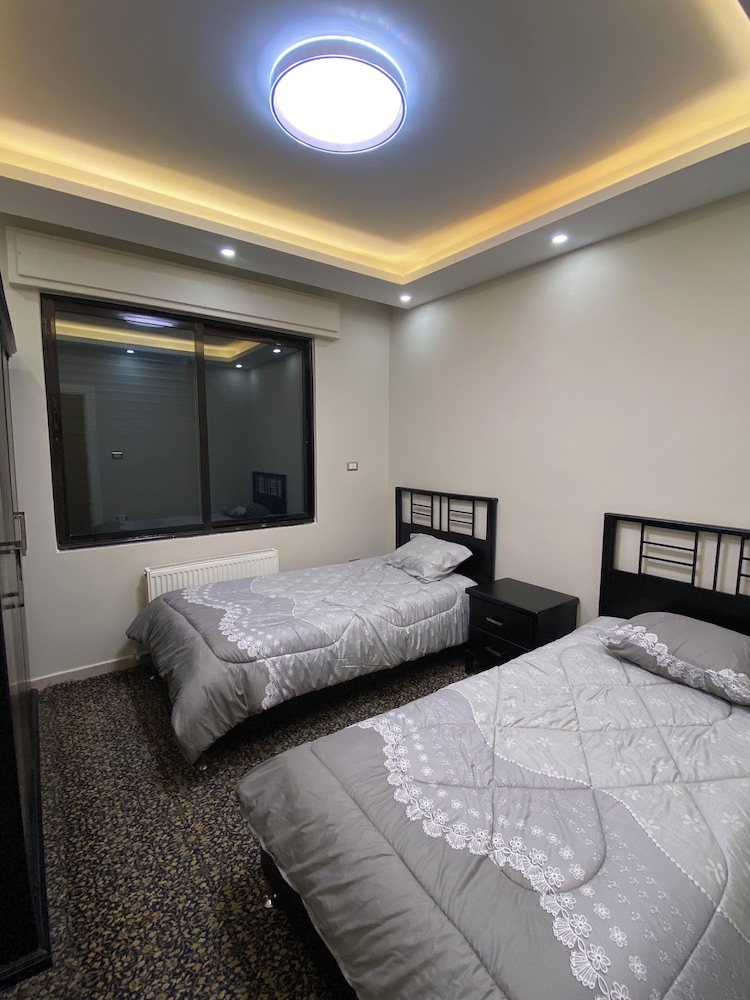 Charming 3-bed Apartment in 7th Circle Amman view 2