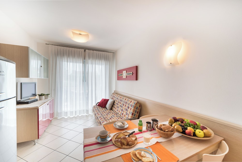 Super Villaggio Planetarium Resort one Bedroom Apartment Sleeps 4