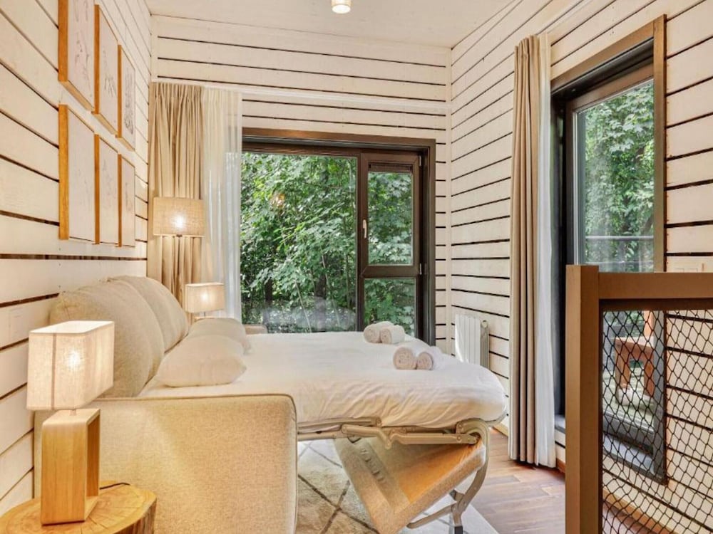 Woodland Retreat, Antoing
