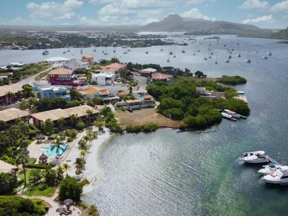 Holiday Home by Sea Willemstad Pool