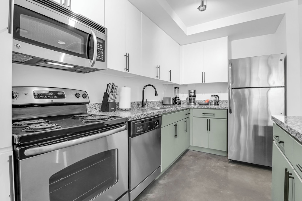 Phoenix Urban Luxury Escape