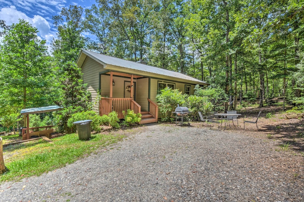 The Georgia Peach Cabin 8 Mi to Dwntn Helen view 2