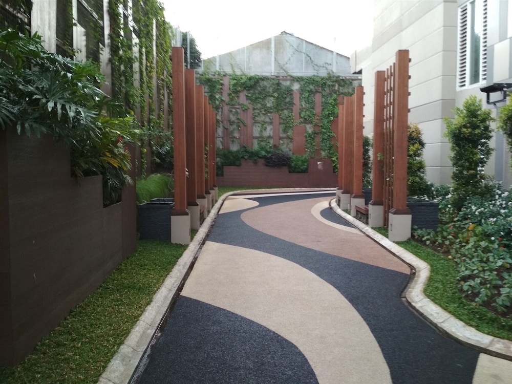 Premium 3Br At Landmark Residence Bandung Apartment