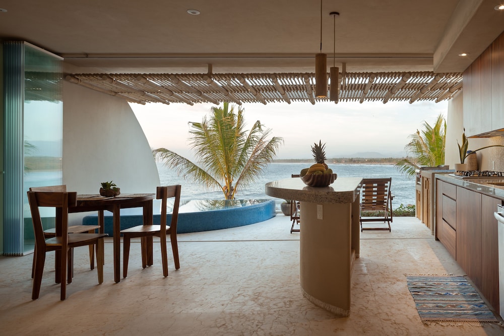 Punta Majahua Condos