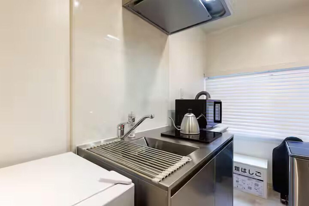 Kuromon Central Self Inn202