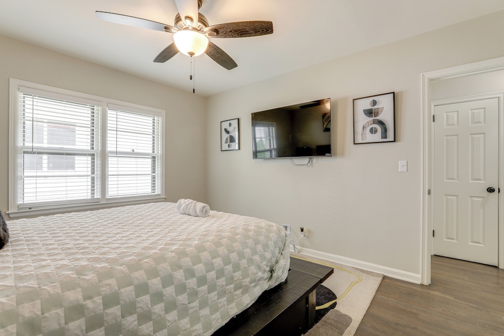 Updated Piedmont Heights Apt - 5 Mi to Dtwn Atl!
