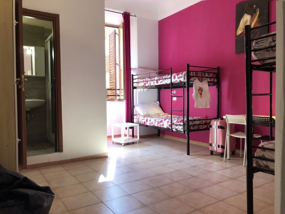 Freedom Traveller Hostel