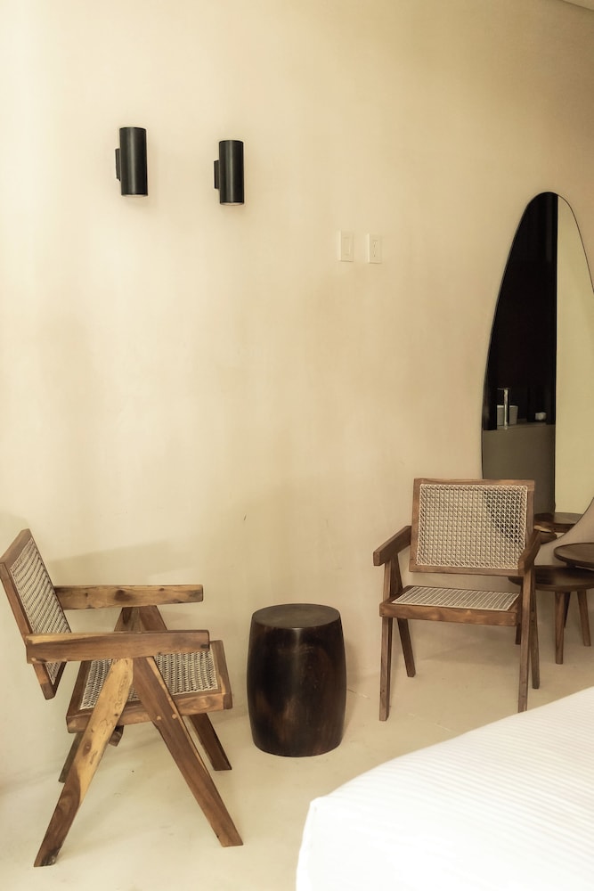 BT Homes - Zama Boho