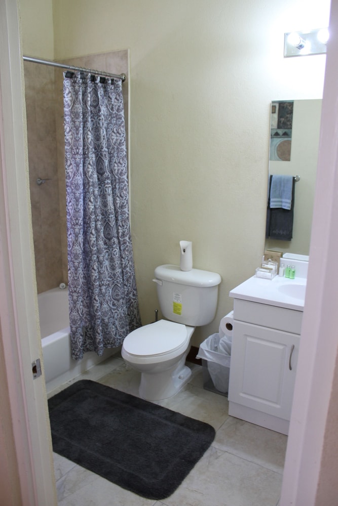 Eclipse Suite Guest Apartments