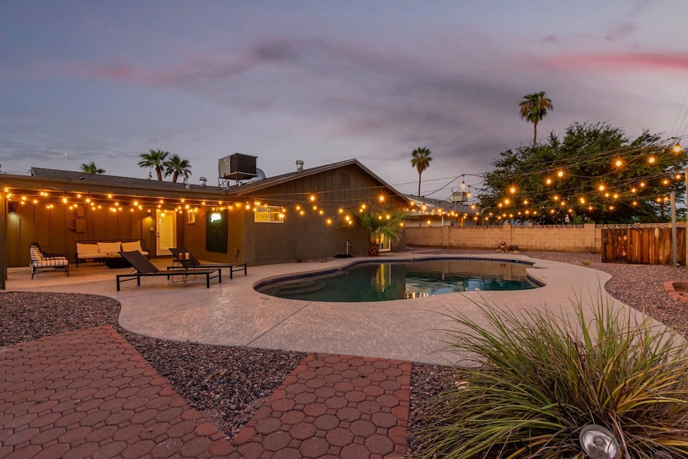 Cactus House - Private Pool - 5 Mins to Old Town
